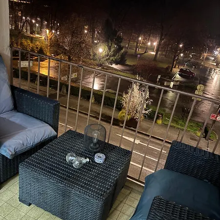 Moderne Esprit Loft Avec Balcon Centre Proche Gare Et Place Rapp *